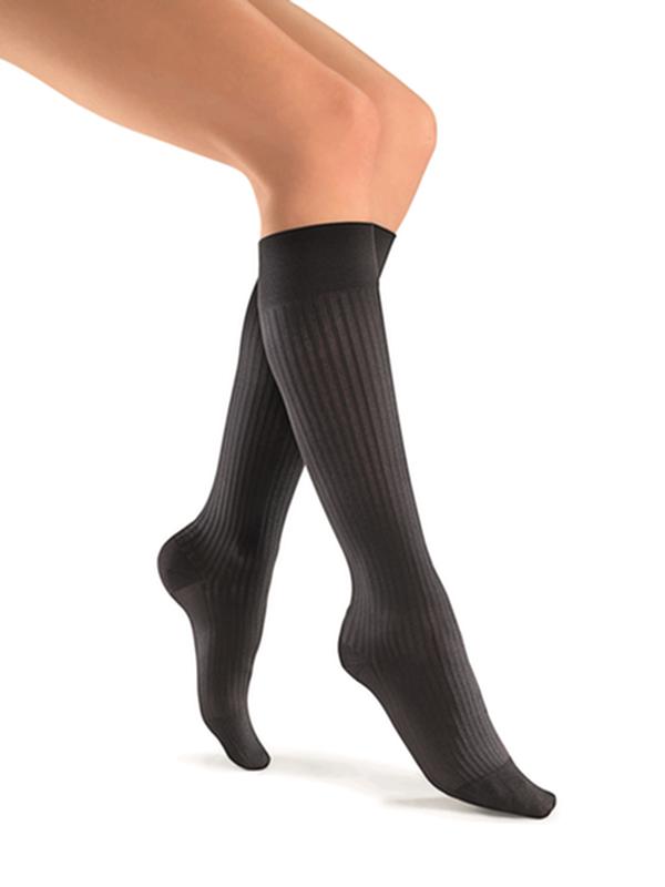 PR/1 JOBST SOSOFT WOMEN, KNEE HIGH, 30-40MMHG, LG, RIBBED BLACK, CLOSED TOE More info...