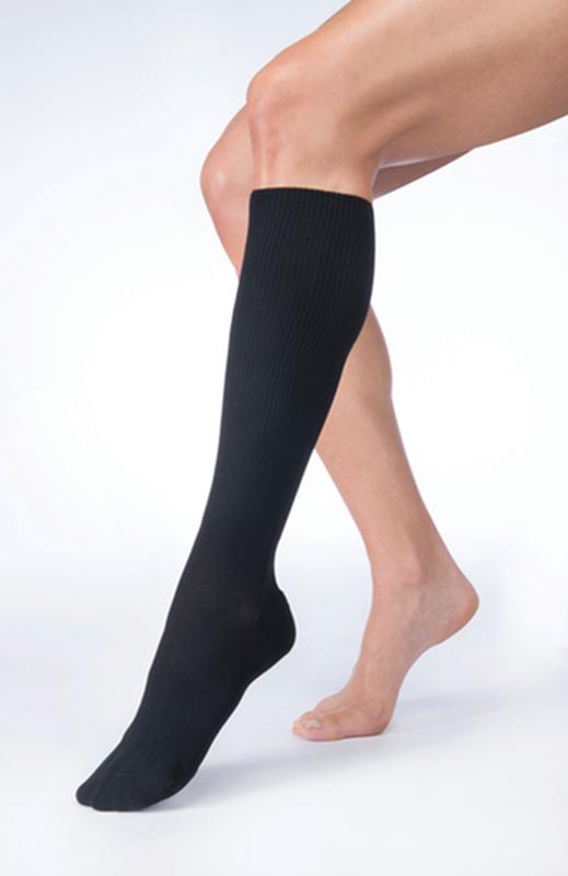 BX/1 JOBST FARROWHYBRID ADI READY-TO-WEAR KNEE HIGH LINERFOOT COMPRESSION , 20-30 MMHG, MEDIUM WIDE, More info...