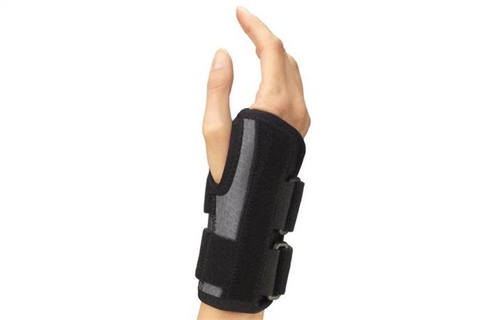 EA/1 CHAMPION AIRMESH WRIST SPLINT MAXIMUM SUPPORT LEFT XL (8 1/2 - 10") METAL SPLINT ONE-HAND CLOSE