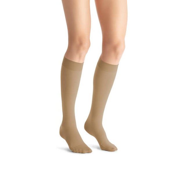 PR/1 JOBST OPAQUE WOMEN, KNEE HIGH PETITE, 30-40MMHG, LG, NATURAL, CLOSED TOE More info...